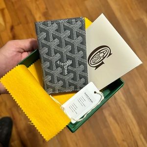 Goyard St Pierre Grey Wallet Card Holder